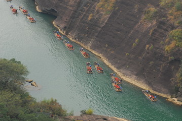透明胶痕迹怎么去除？